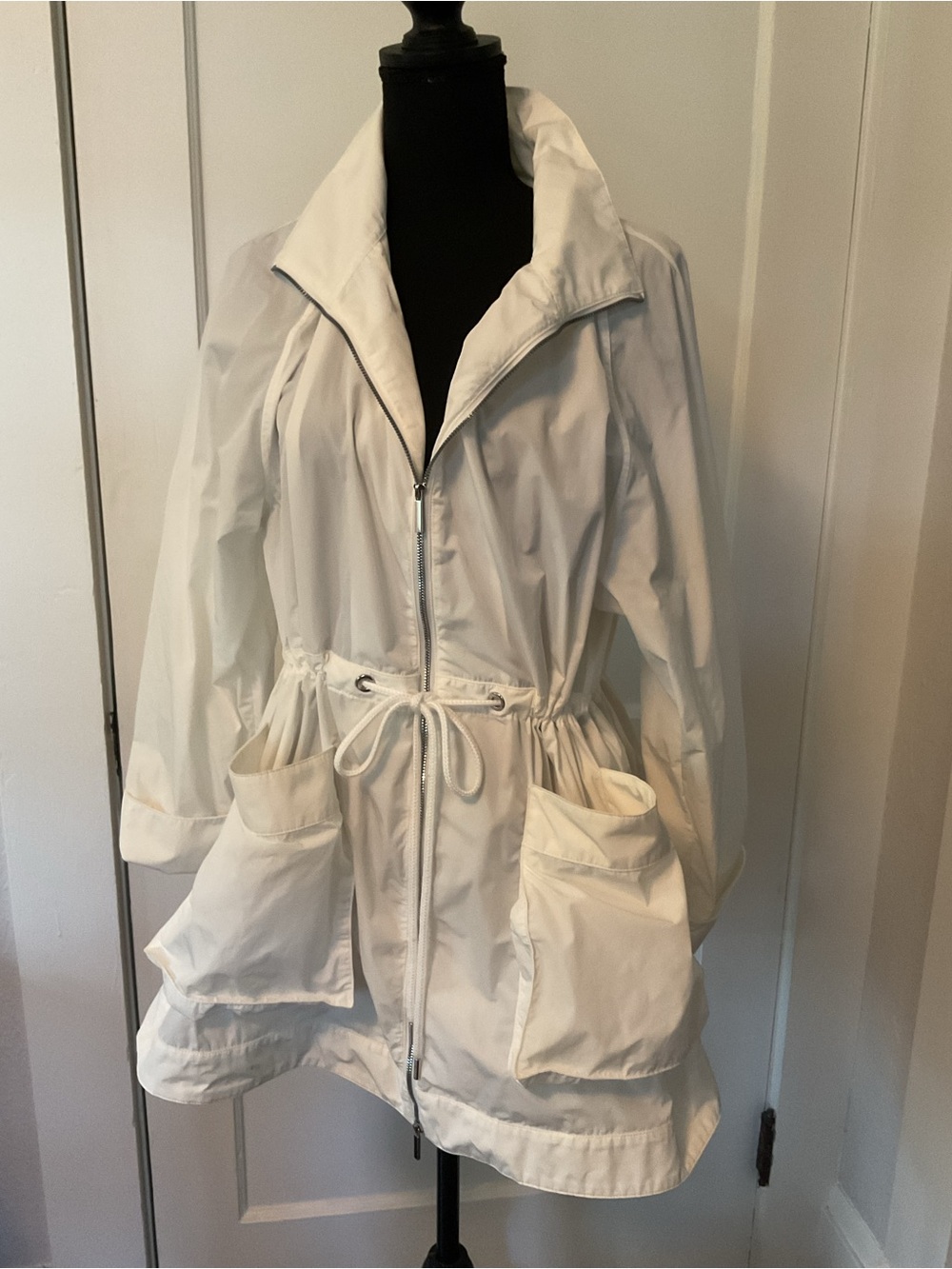 MaxMara leisure casual water resistant jacket